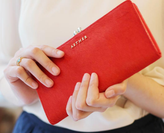 10�E20�E30��ޏ��ɑ���N���X�}�X�v���[���g�y2025�N�ŐV�Łz