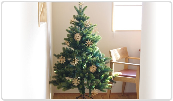 クリスマスツリー通販2025|おしゃれ北欧インテリアに合うのはコレ!